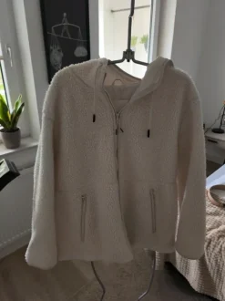 H&M Teddyjacke / Fleecejacke 🤍