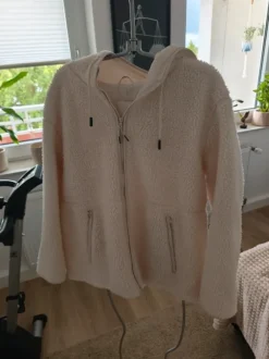 H&M Teddyjacke / Fleecejacke 🤍