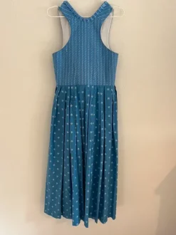 Hochwertiges langes Dirndl mit Reißverschluss