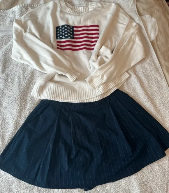 Hollister Rock mit integrierter Hose (Skort)