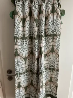 Hose Einheitsgrösse von 38-44