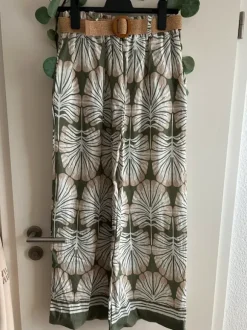 Hose Einheitsgrösse von 38-44