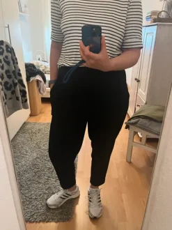 Hose im Joggingstil
