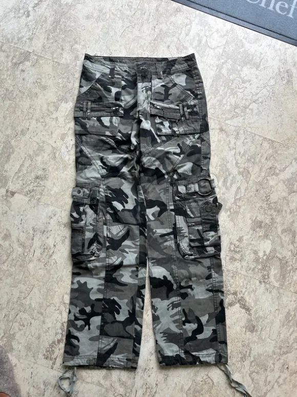 Hose Militärlook Gr. 9