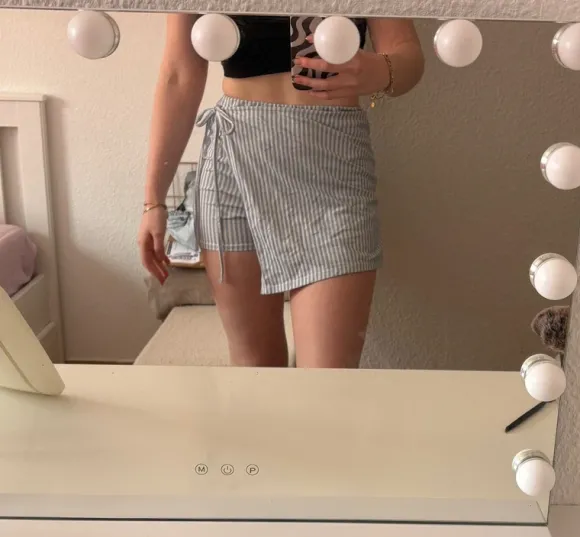 Hosenrock blau weiß gestreift von Asos
