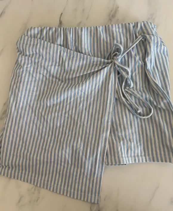 Hosenrock blau weiß gestreift von Asos