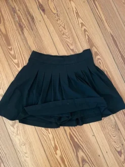 Hosenrock Skort Rock Hose Trend Schwarz Faltenrock XSide Sommer Boho Chic