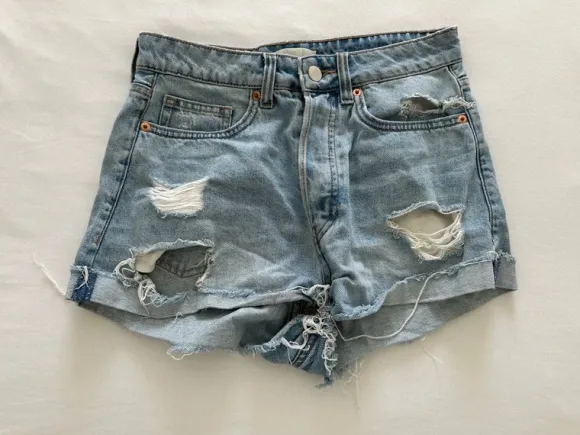 Hot Pants Shorts ripped H&M blau zerissene Hose Jeans