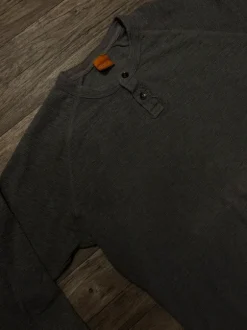 Hugo Boss Graues Sweatshirt – Zustand ok