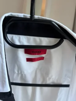Hugo Boss Hemd weiß Gr. 40 slim fit