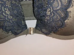 Hunkemöller BH mit Spitzen-Rücken