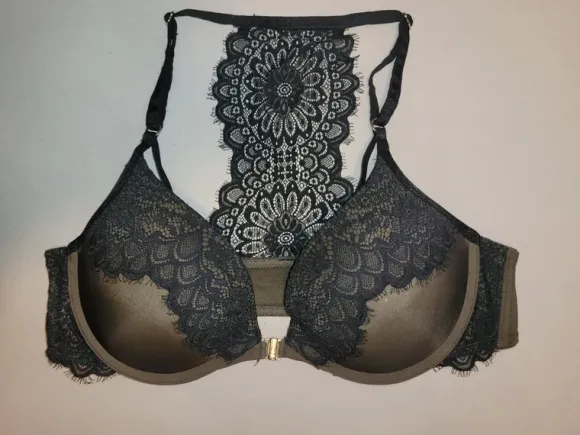 Hunkemöller BH mit Spitzen-Rücken