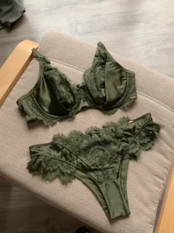 Hunkemöller 85C / Gr.L