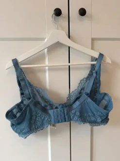 Hunkemöller Unwattierter Bügel-BH Daisy Blau