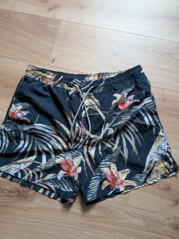Jack & Jones Bade Shorts Gr. M
