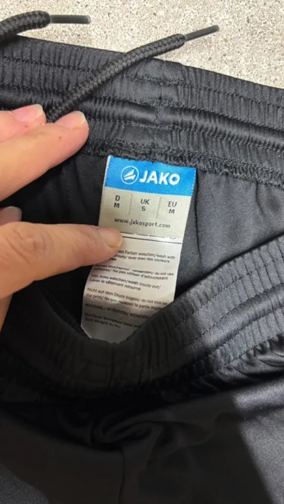 Jako Sporthose kurz
