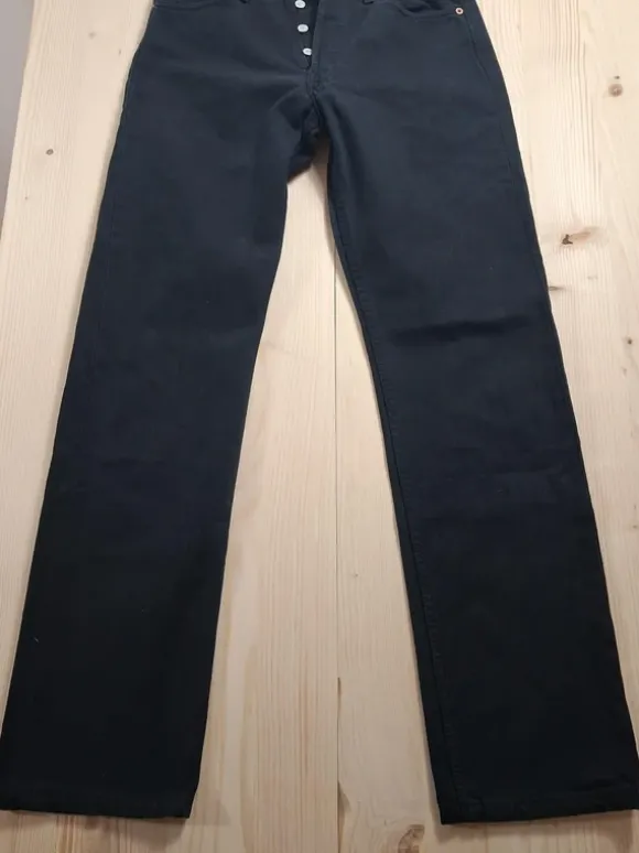 Jean Levi’s 501 noir W29 L32
