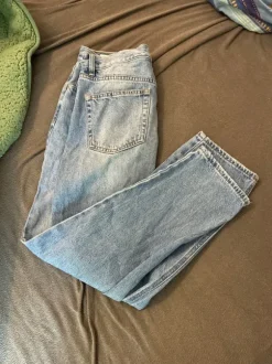 Jeans Damen hellblau
