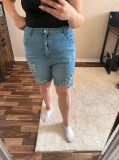 Jeans Short hellblau
