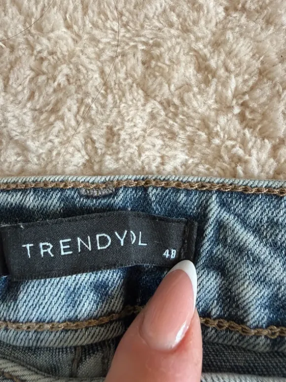 Jeans Short hellblau