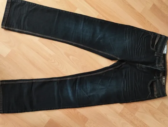 Jeans Tom Thompson neuwertig