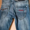 Jeanshose neu