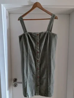 Jeanskleid Wrangler in olivgrün