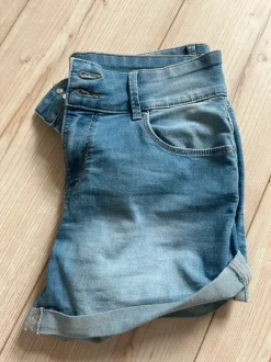 Jeansshorts