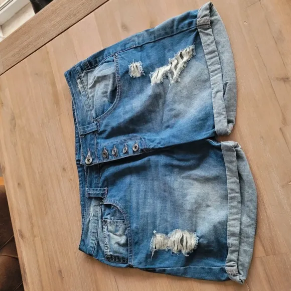 Jeansshorts, Jeans kurz, FB Sister Gr. L