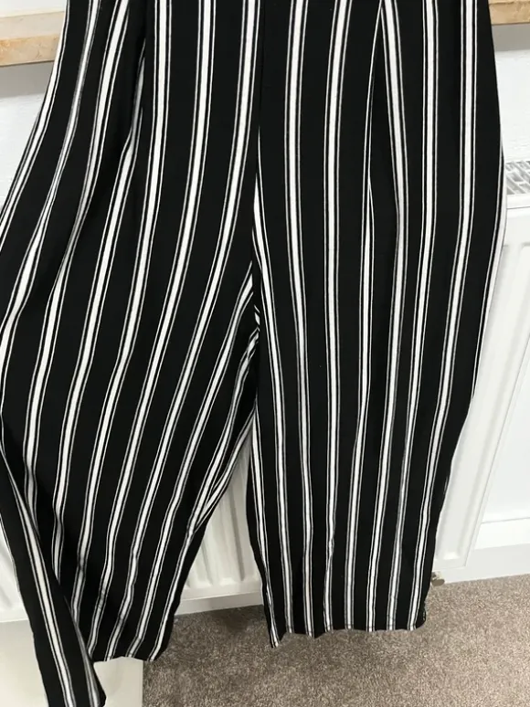 Jumpsuit von Bershka Größe M