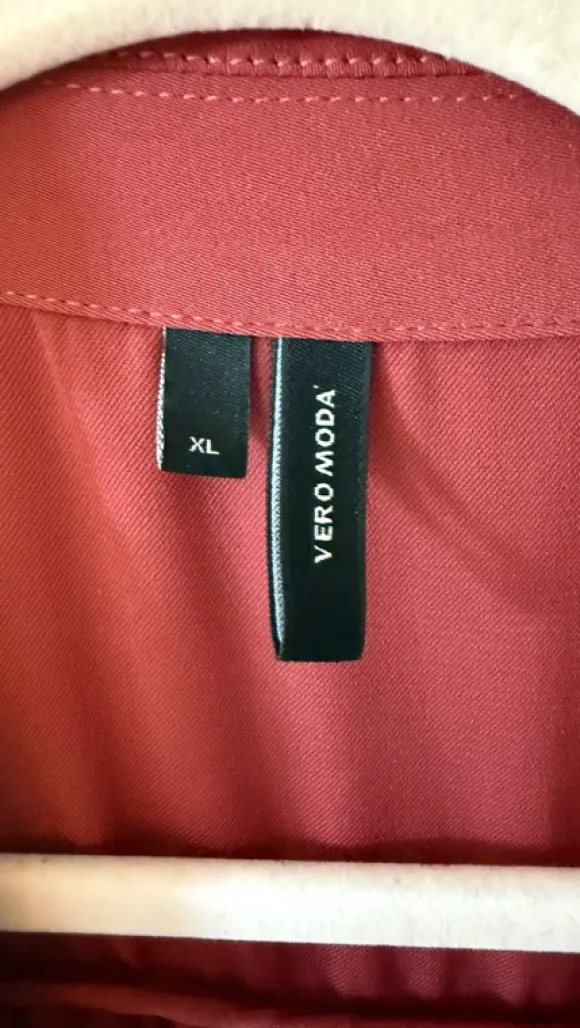Jumpsuit von Vero Moda in Rostrot, Größe XL.