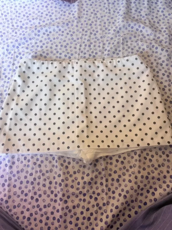 Jupe short à pois