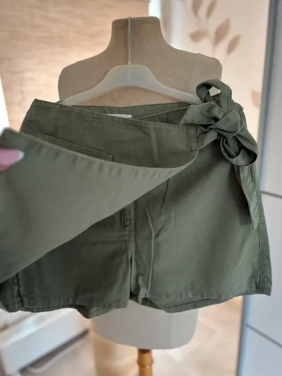Jupe-short camaïeu kaki M