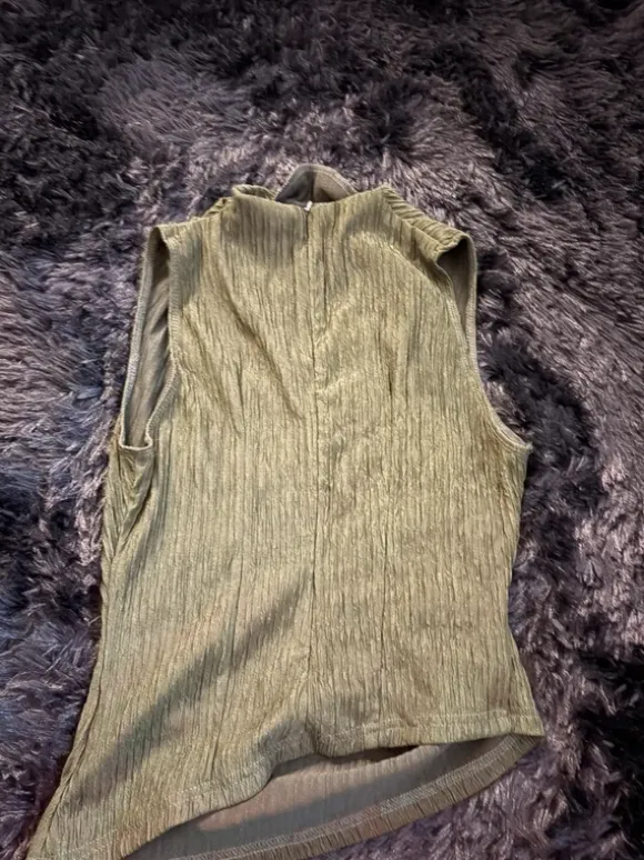 kaki sommer oberteil