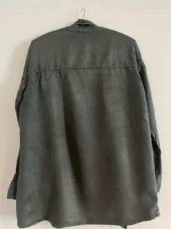 Khaki Stoff Jacke mit Taschen und Perlen luftig utility