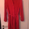 Kleid Plissee Satin 40/42 rot dünn