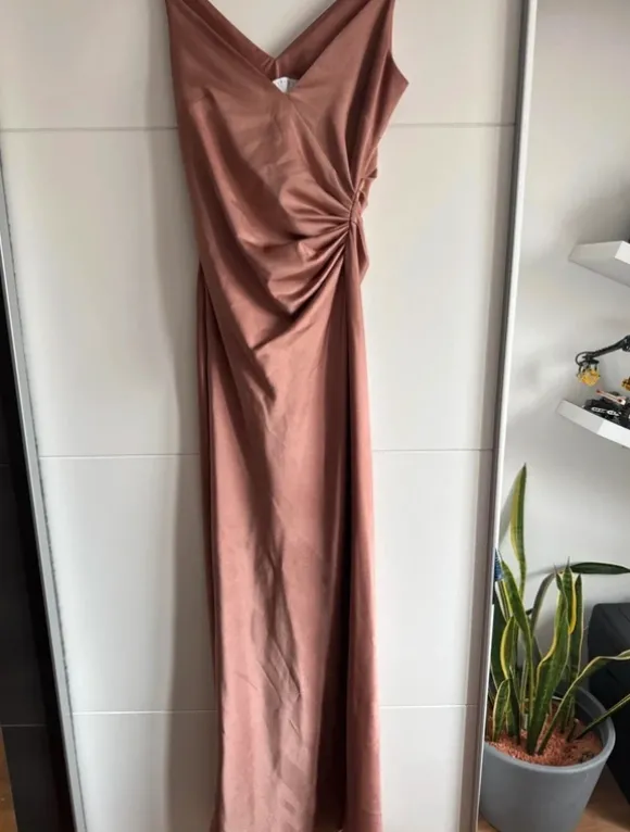 Kleid von Asos