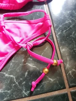 Knallpinker Bindebikini / neuwertig
