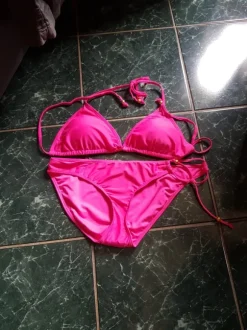 Knallpinker Bindebikini / neuwertig