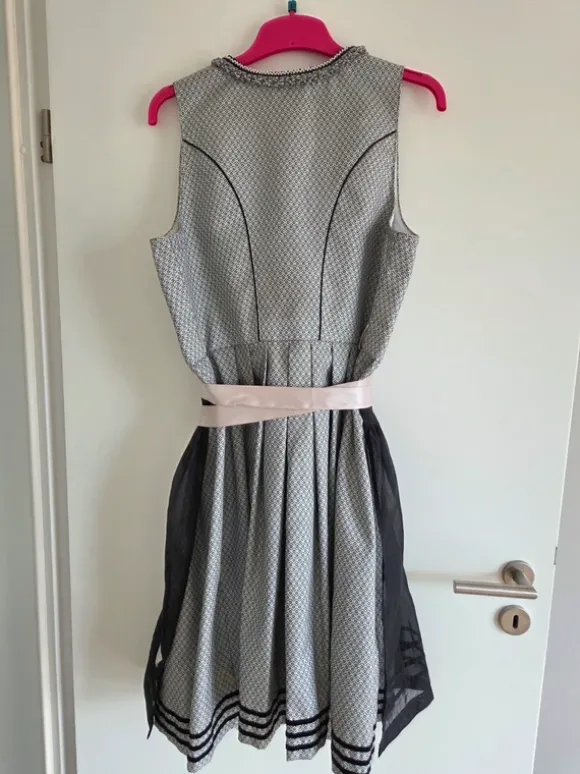 Krüger Dirndl gr 44