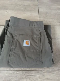 Kurz Hose von Carhartt Größe 30.