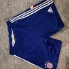 Kurze Adidas Hose