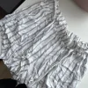 Kurze gestreifte Hose
