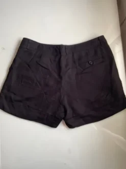 Kurze Hose / Kurze Stoffhose / Culotte / Shorts