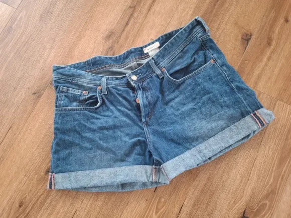 Kurze Hose/Short