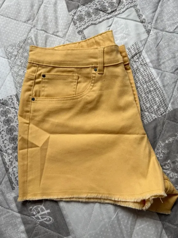 kurze Jeans