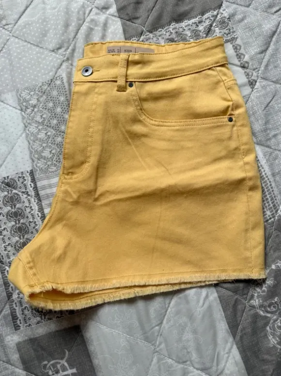 kurze Jeans