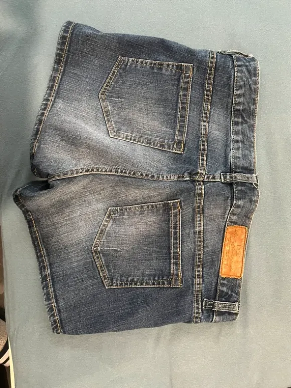 Kurze Jeans