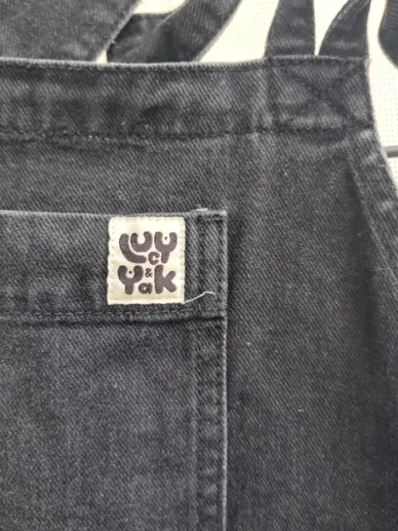 Kurze Jeanslatzhose