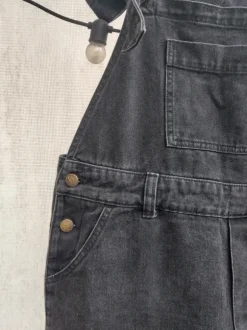 Kurze Jeanslatzhose